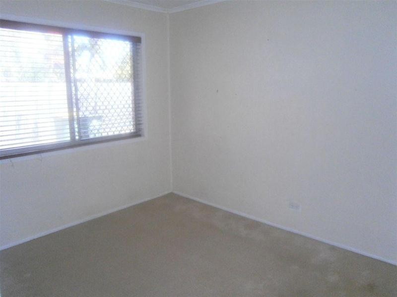 15 Yoorana Place, Broadbeach Waters QLD 4218