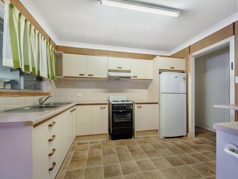 5 Fiona Street, Biggera Waters QLD 4216