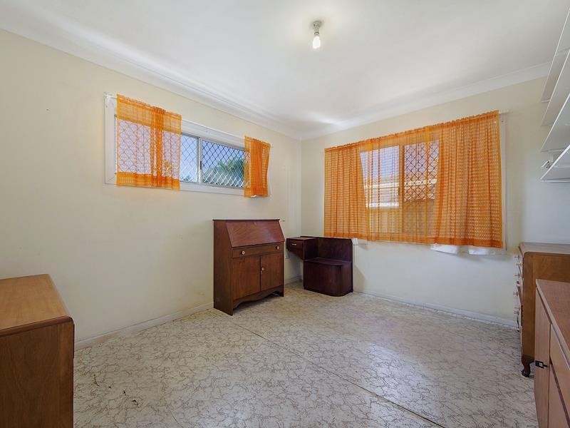 5 Fiona Street, Biggera Waters QLD 4216