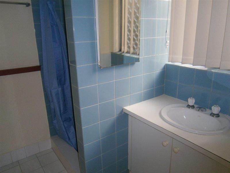 2/19 Sunset Boulevard, Surfers Paradise QLD 4217