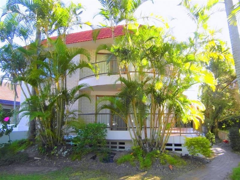 2/26 Lather Street, Southport QLD 4215