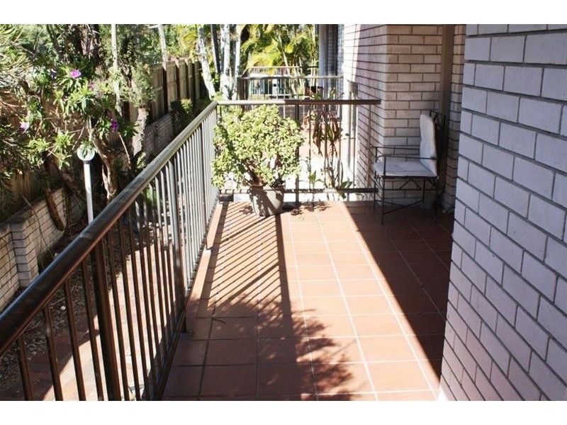 2/26 Lather Street, Southport QLD 4215