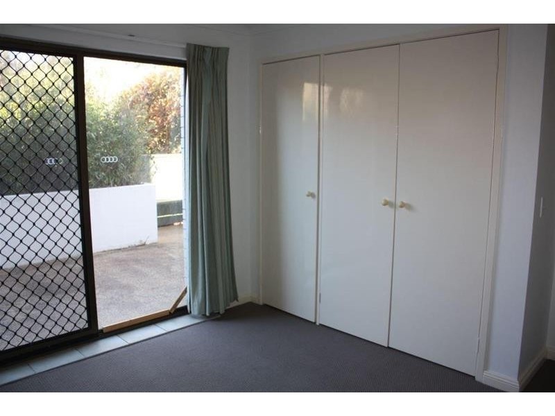 2/26 Lather Street, Southport QLD 4215