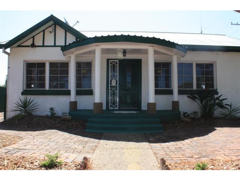 60 Stevens Street, Southport QLD 4215