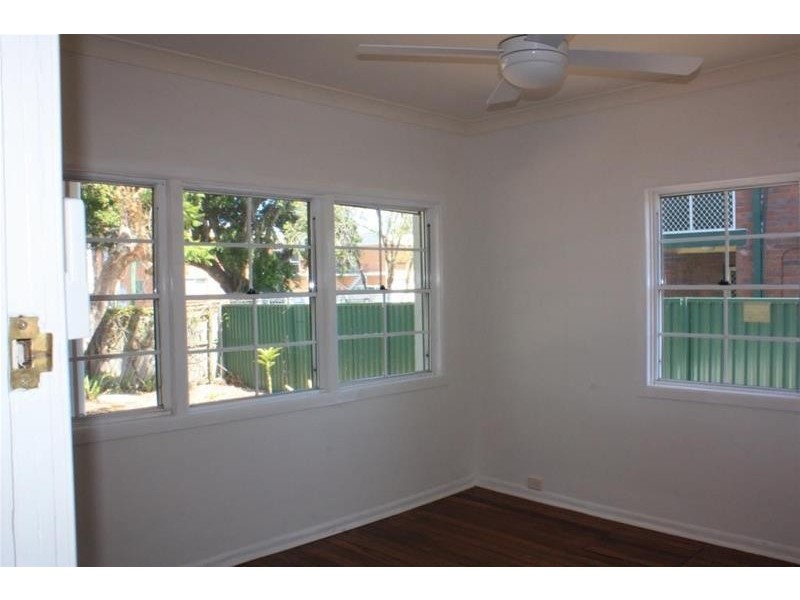 60 Stevens Street, Southport QLD 4215