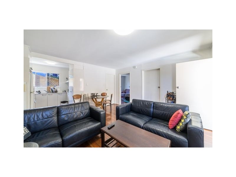 26 Sunrise Boulevard, Surfers Paradise QLD 4217