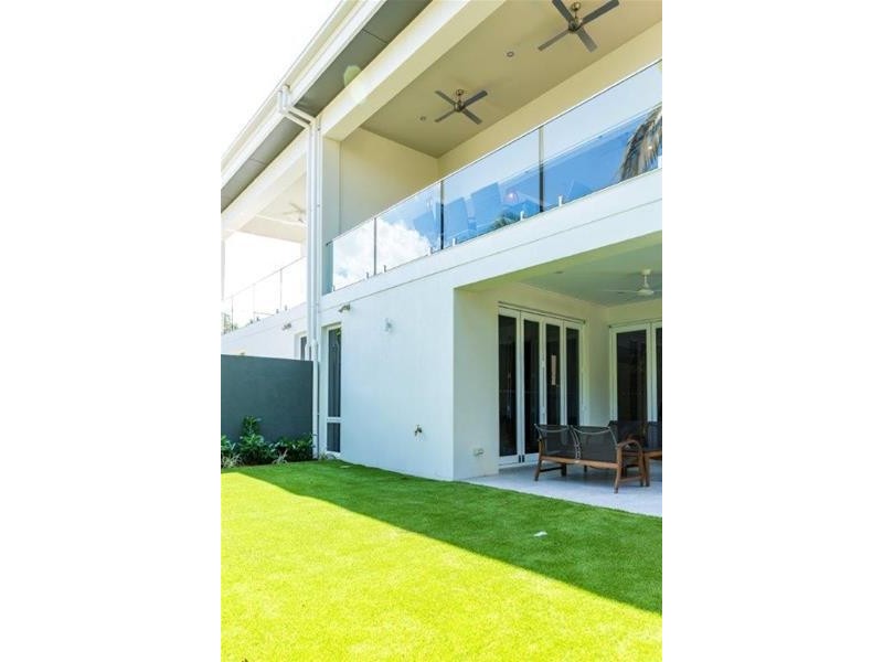 28 Blondell Avenue, Surfers Paradise QLD 4217