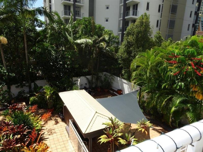 17/33 Cypress Avenue, Surfers Paradise QLD 4217