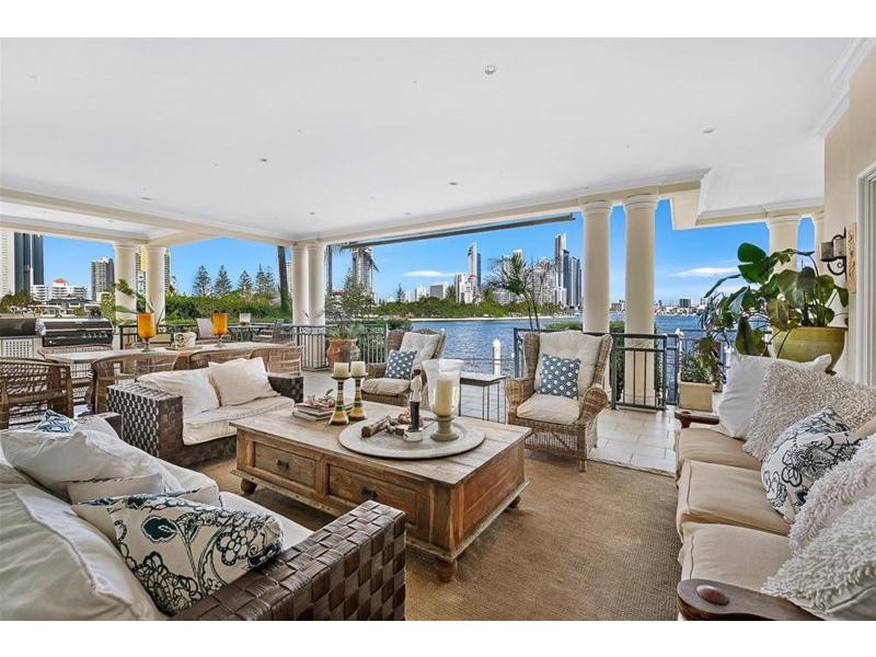 58 Admiralty Drive, Paradise Waters QLD 4217