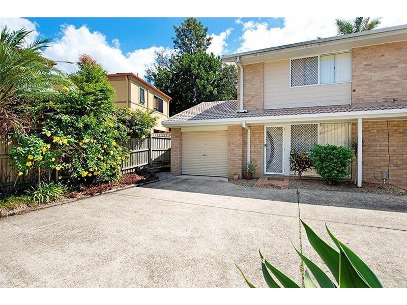 63 Benowa Road, Southport QLD 4215