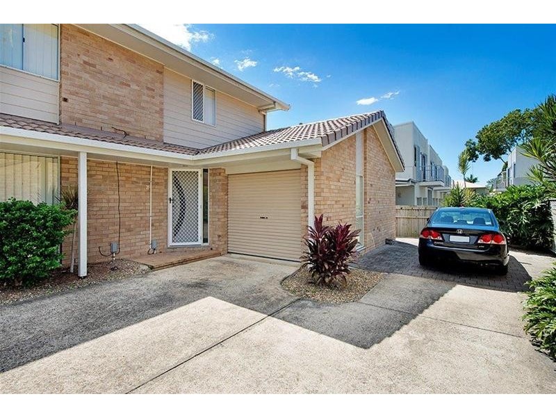 63 Benowa Road, Southport QLD 4215