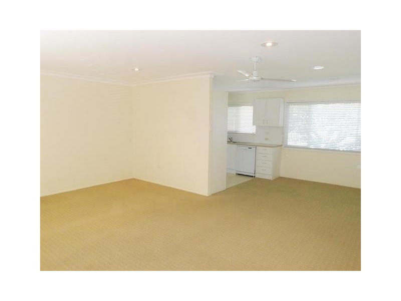 22 Coogeen Street, Sorrento QLD 4217