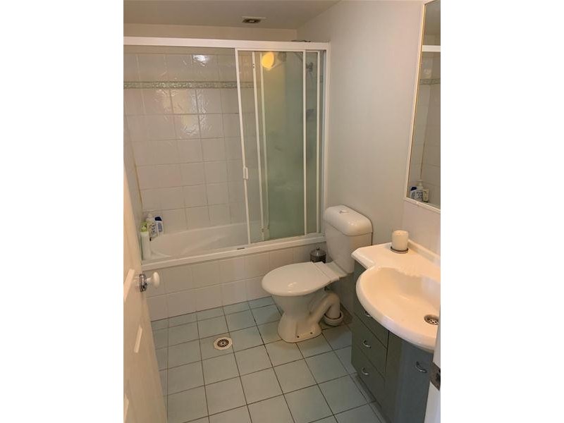 51/150 Marine Parade, Southport QLD 4215