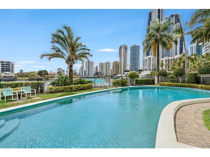 34/30 Watson Esplanade, Surfers Paradise QLD 4217