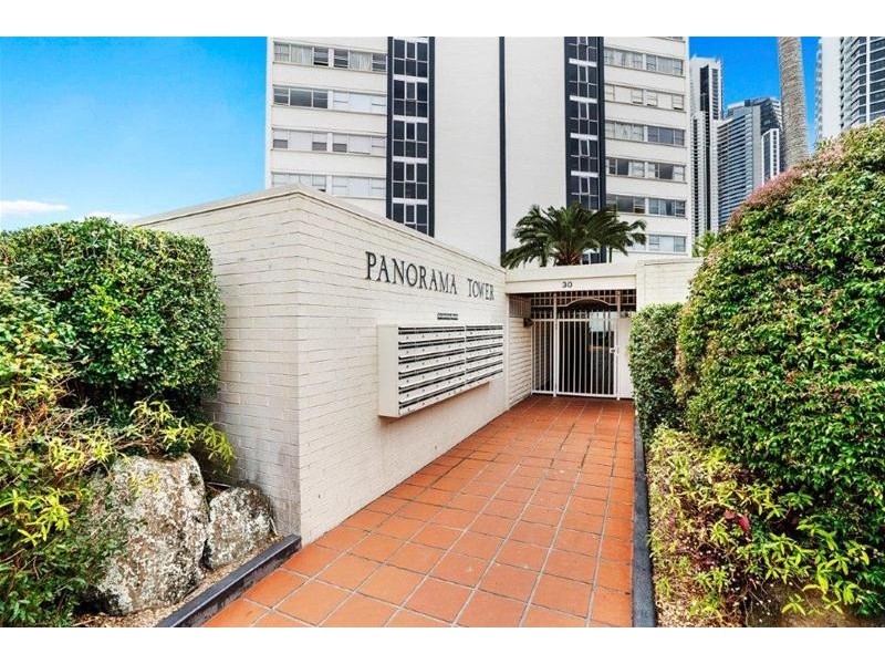 34/30 Watson Esplanade, Surfers Paradise QLD 4217