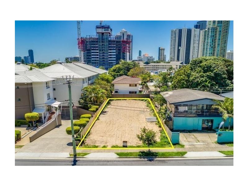 33 Palm Avenue, Surfers Paradise QLD 4217