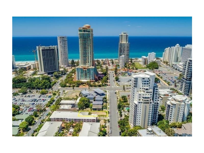 33 Palm Avenue, Surfers Paradise QLD 4217