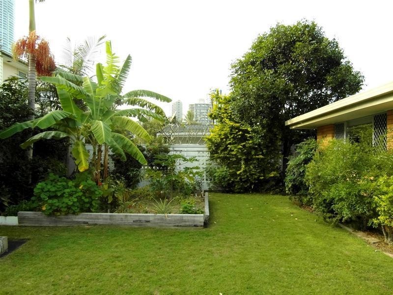 74 Paradise Island, Surfers Paradise QLD 4217