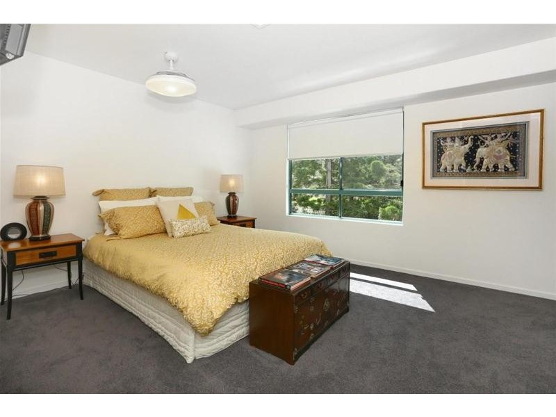 1121 Spring Terraces Royal Pines, Benowa QLD 4217