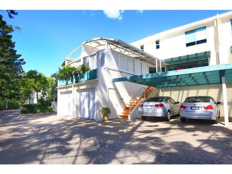 1121 Spring Terraces Royal Pines, Benowa QLD 4217