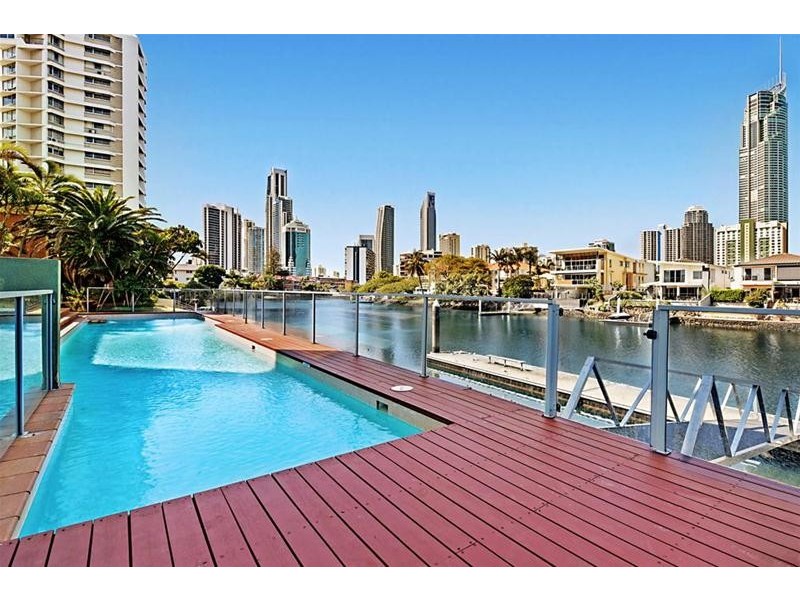 7 Mallana Street, Surfers Paradise QLD 4217