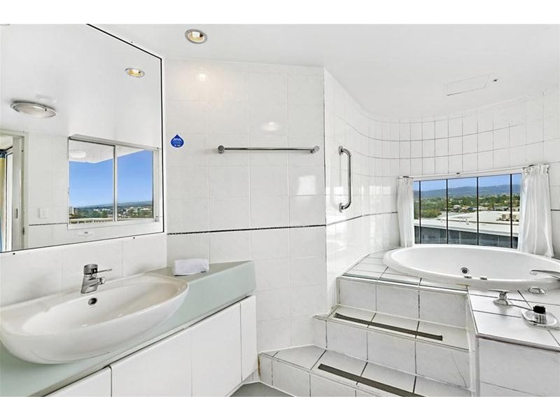 7 Mallana Street, Surfers Paradise QLD 4217