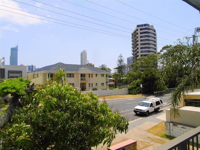 46 Monaco Street, Broadbeach Waters QLD 4218