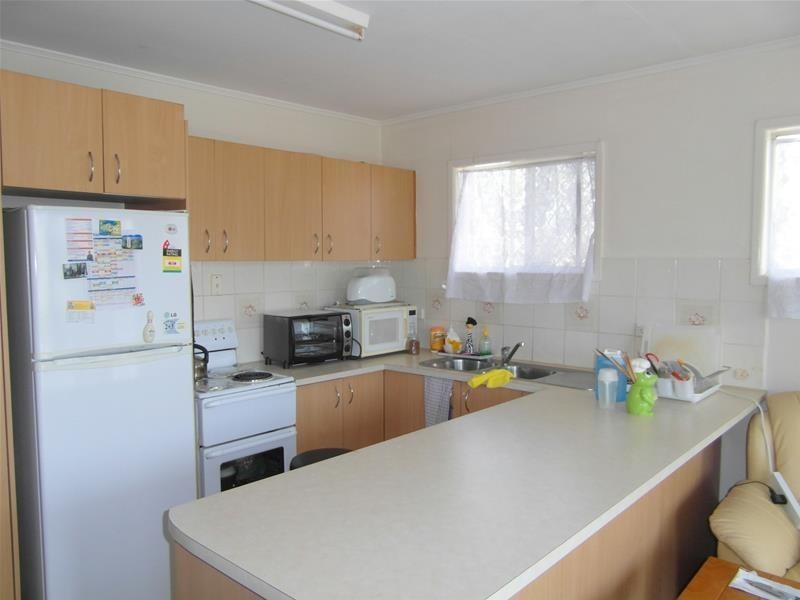 46 Monaco Street, Broadbeach Waters QLD 4218