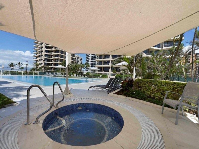 “Ballah” 11 Hanlan Street, Surfers Paradise QLD 4217