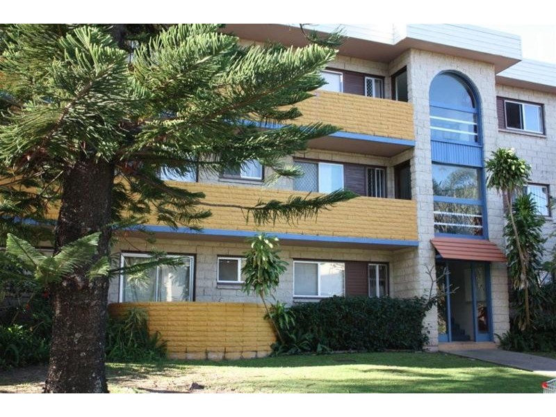 1/9 Holborow Close, Surfers Paradise QLD 4217