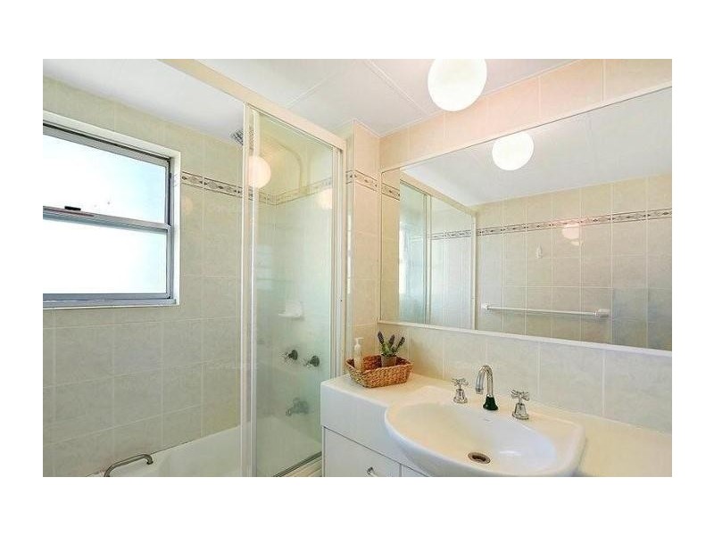 142 The Esplanade, Surfers Paradise QLD 4217