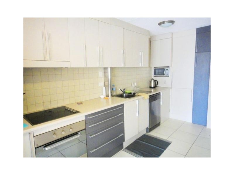 10 Frederick Street, Surfers Paradise QLD 4217