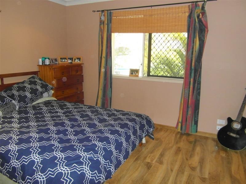 12 Equador Court, Pacific Pines QLD 4211