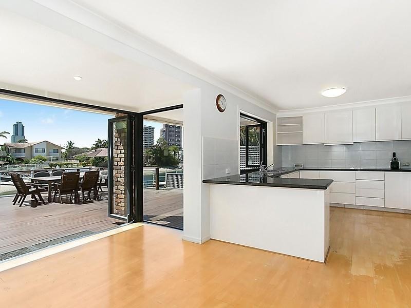 5 Buccaneer Court, Paradise Waters QLD 4217