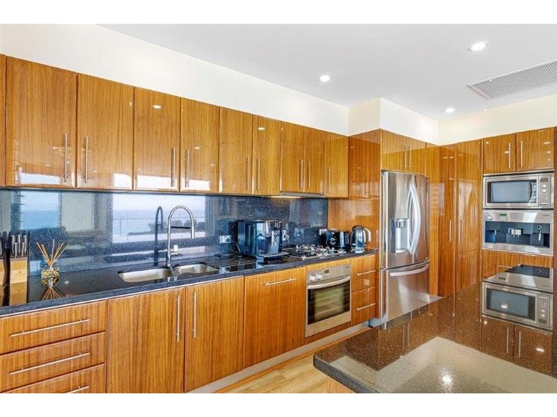 Ultima Penthouse 3 Garfield Terrace, Surfers Paradise QLD 4217