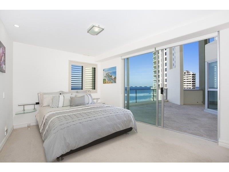 Ultima Penthouse 3 Garfield Terrace, Surfers Paradise QLD 4217