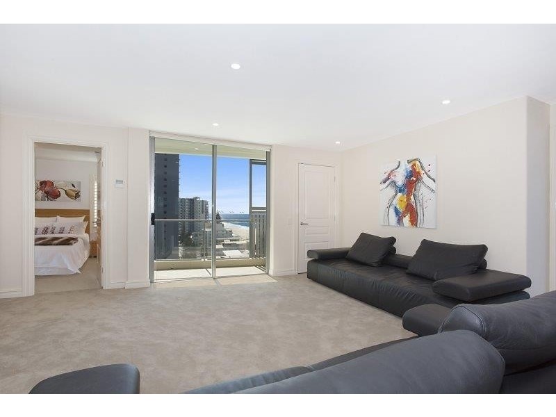 Ultima Penthouse 3 Garfield Terrace, Surfers Paradise QLD 4217