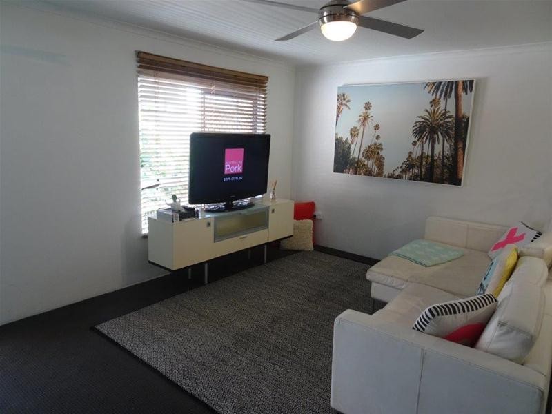 4/19 Sunset Boulevard, Surfers Paradise QLD 4217