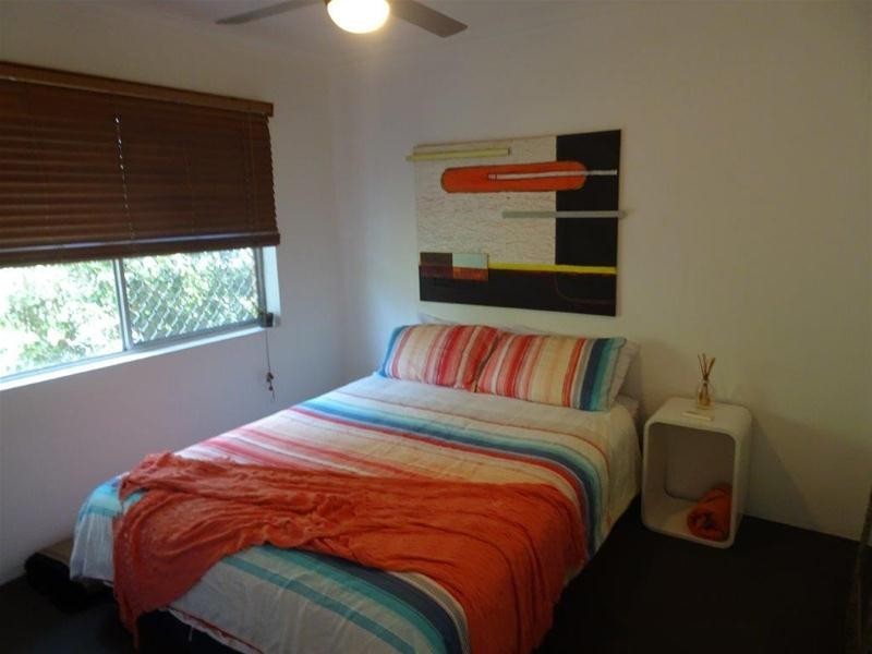 4/19 Sunset Boulevard, Surfers Paradise QLD 4217