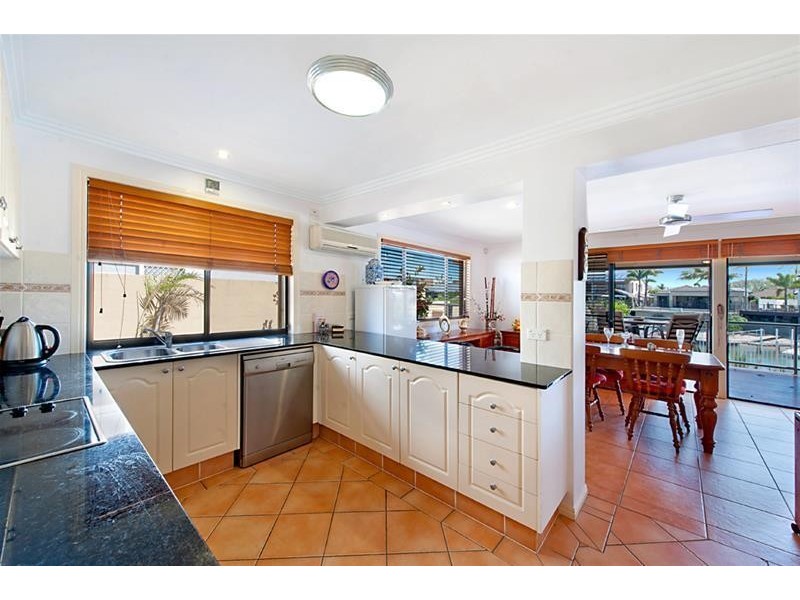 3 Wallaby Place, Sorrento QLD 4217