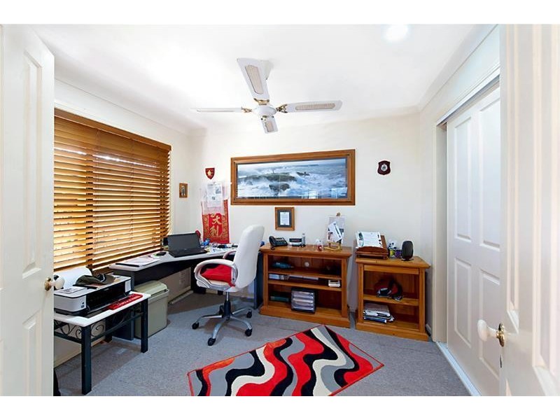 3 Wallaby Place, Sorrento QLD 4217