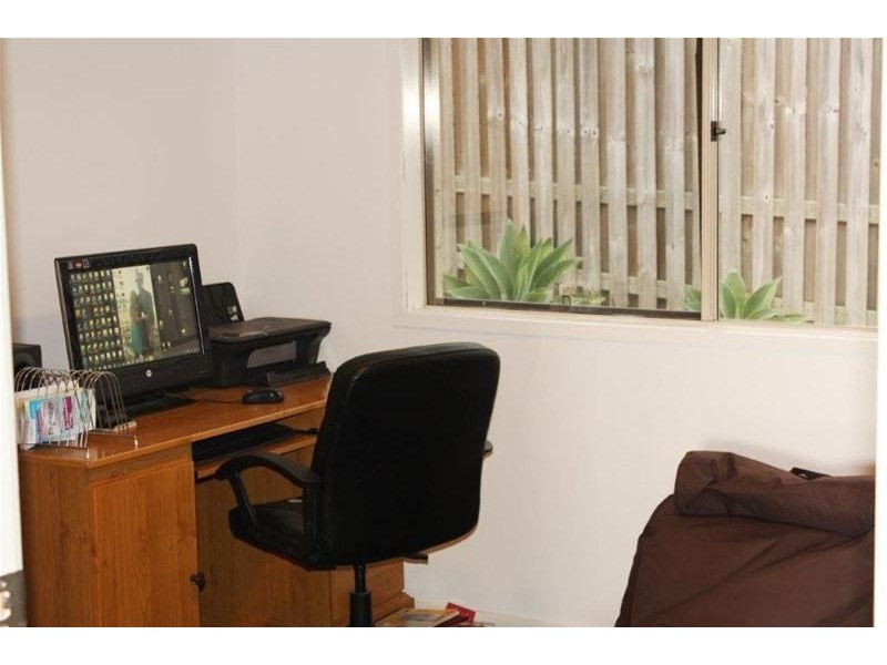 2/34 Codrington Circuit, Pacific Pines QLD 4211