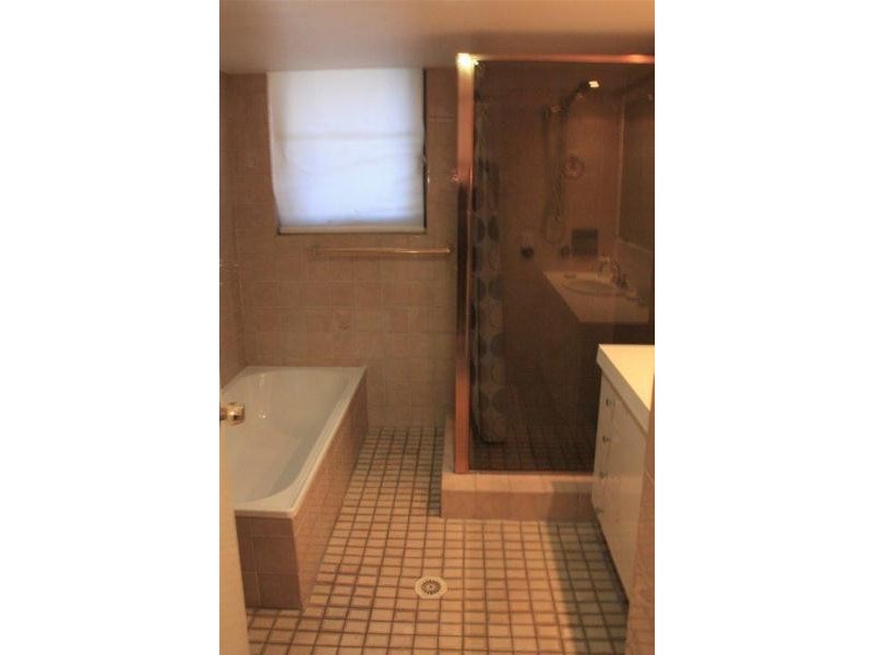 7/4 Thornton Street, Surfers Paradise QLD 4217