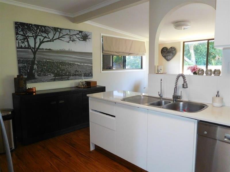 9 Mentone Avenue, Bundall QLD 4217