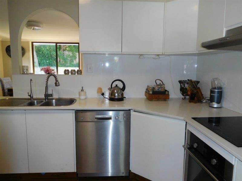 9 Mentone Avenue, Bundall QLD 4217