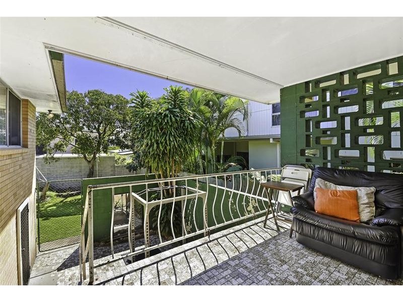 18 Billington Street, Labrador QLD 4215