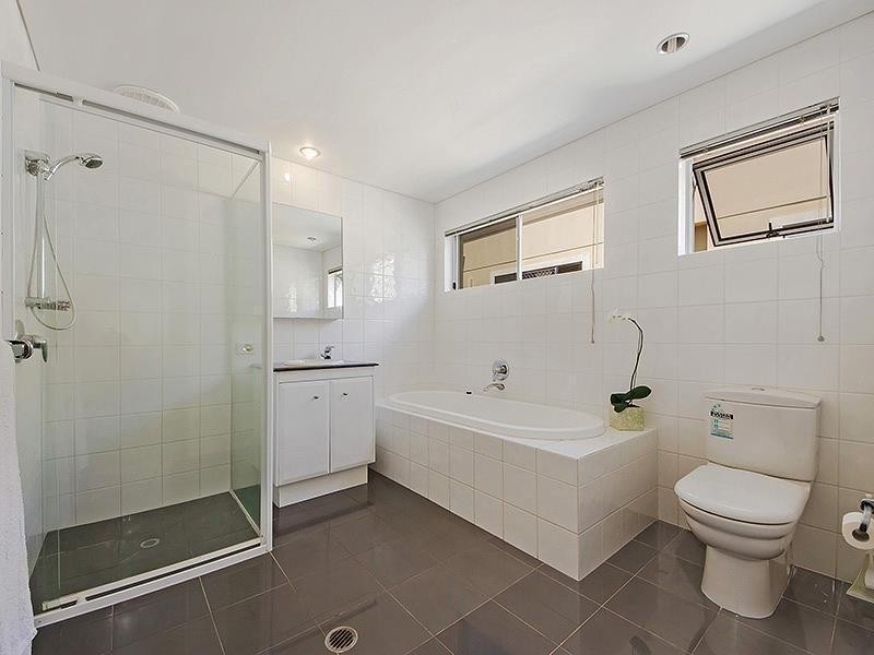 7a Paradise Place, Budds Beach, Surfers Paradise QLD 4217