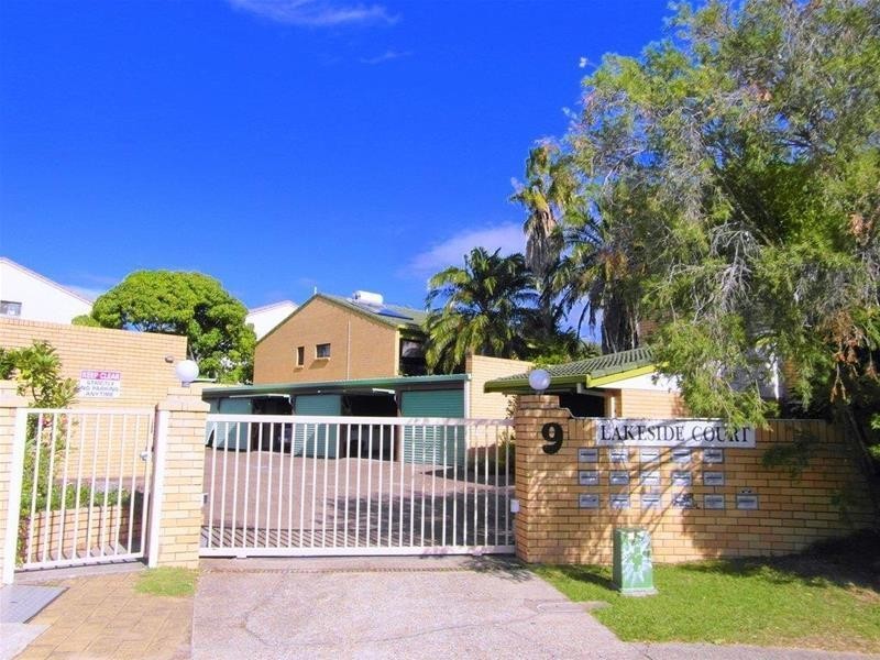 9 Jodie Court, Mermaid Waters QLD 4218