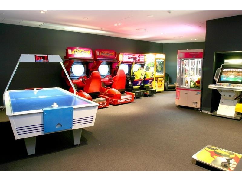 9 Ferny Avenue ‘Circle on Cavill’, Surfers Paradise QLD 4217