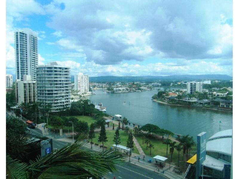 23 Ferny Avenue ‘Chevron Renaissance’, Surfers Paradise QLD 4217